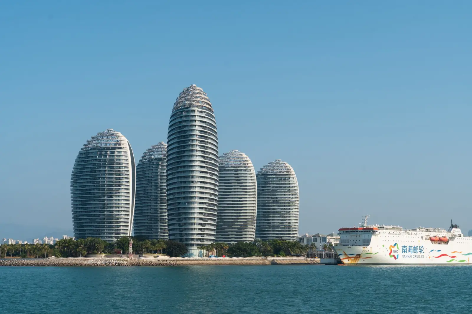 机电设备在工厂产线中的选型要点与配置方案