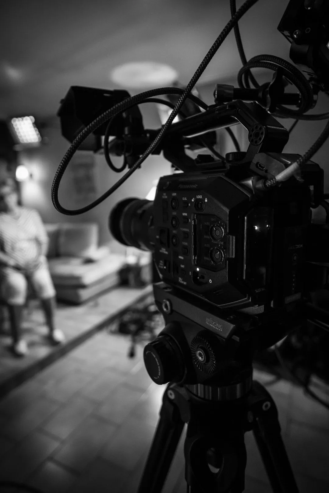 五金交电贸易服务中机电设备选型要点与常见误区分析
